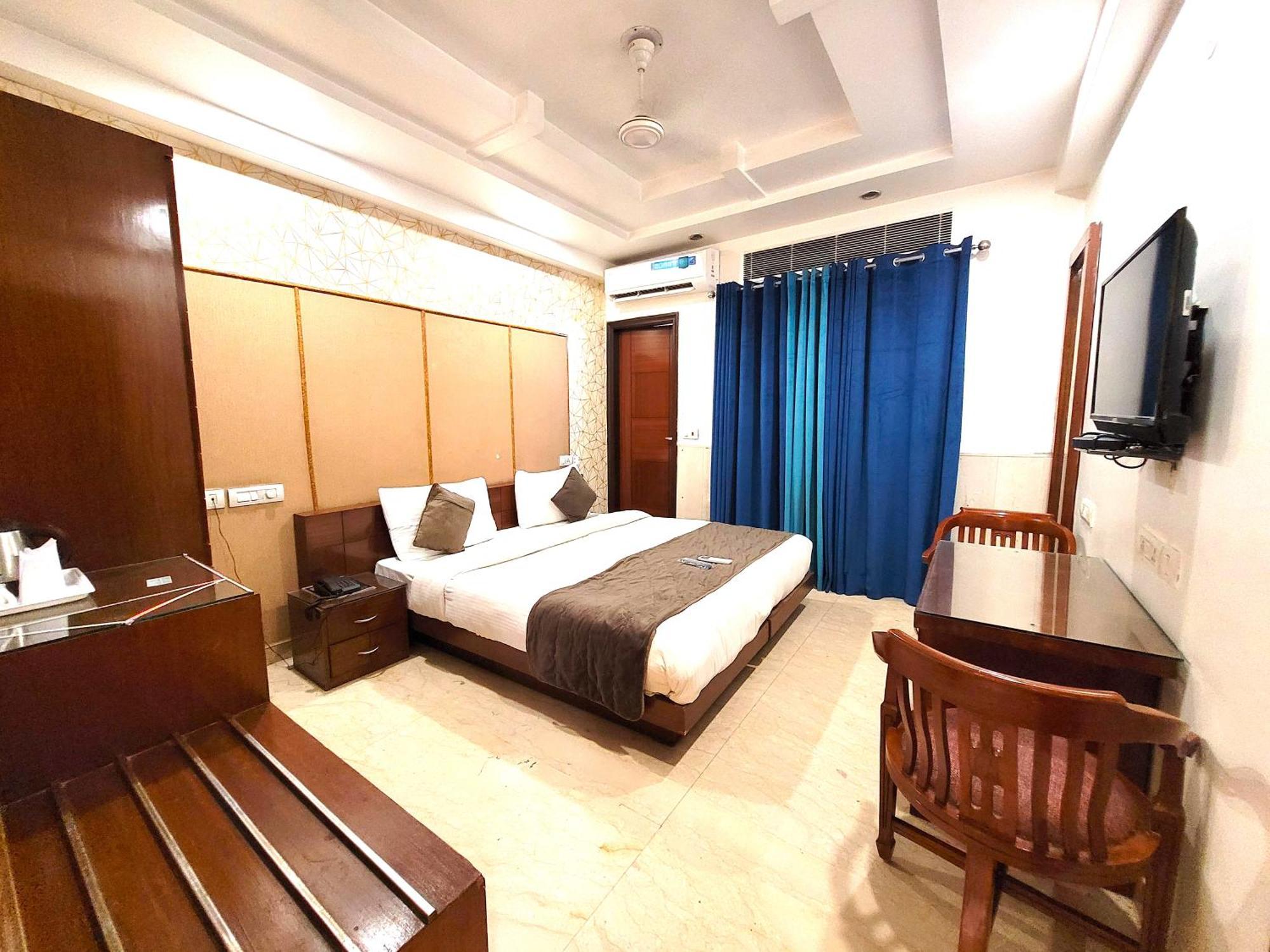 Hotel The Daanish Residency - Karol Bagh New Delhi Extérieur photo
