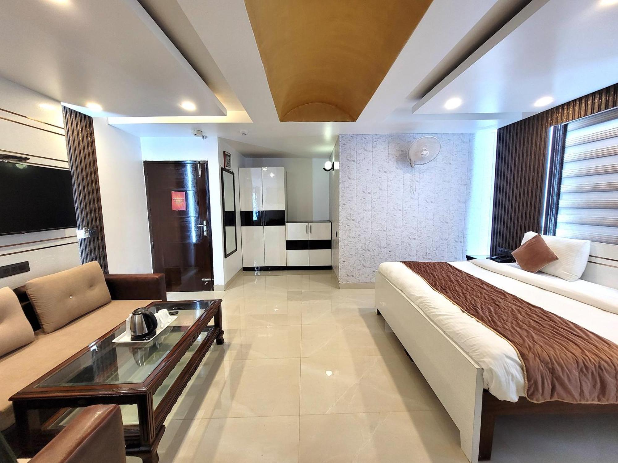 Hotel The Daanish Residency - Karol Bagh New Delhi Extérieur photo