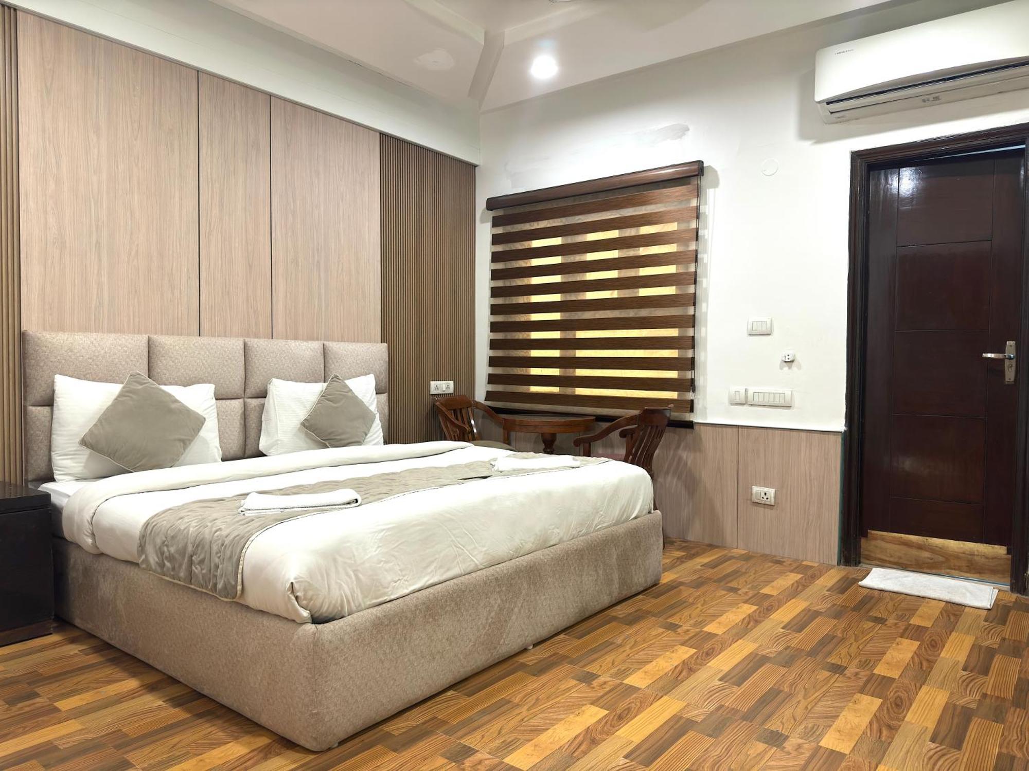 Hotel The Daanish Residency - Karol Bagh New Delhi Extérieur photo