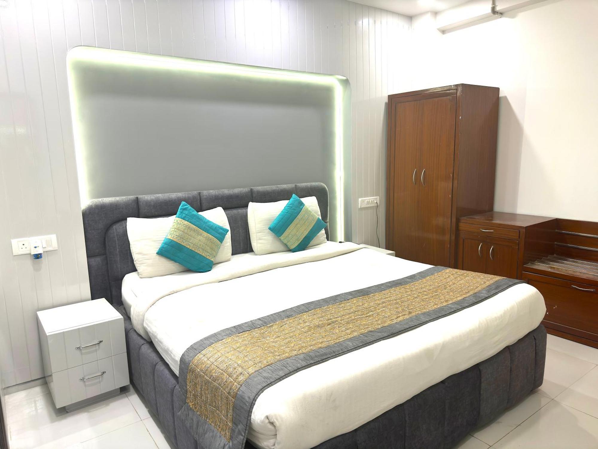 Hotel The Daanish Residency - Karol Bagh New Delhi Extérieur photo