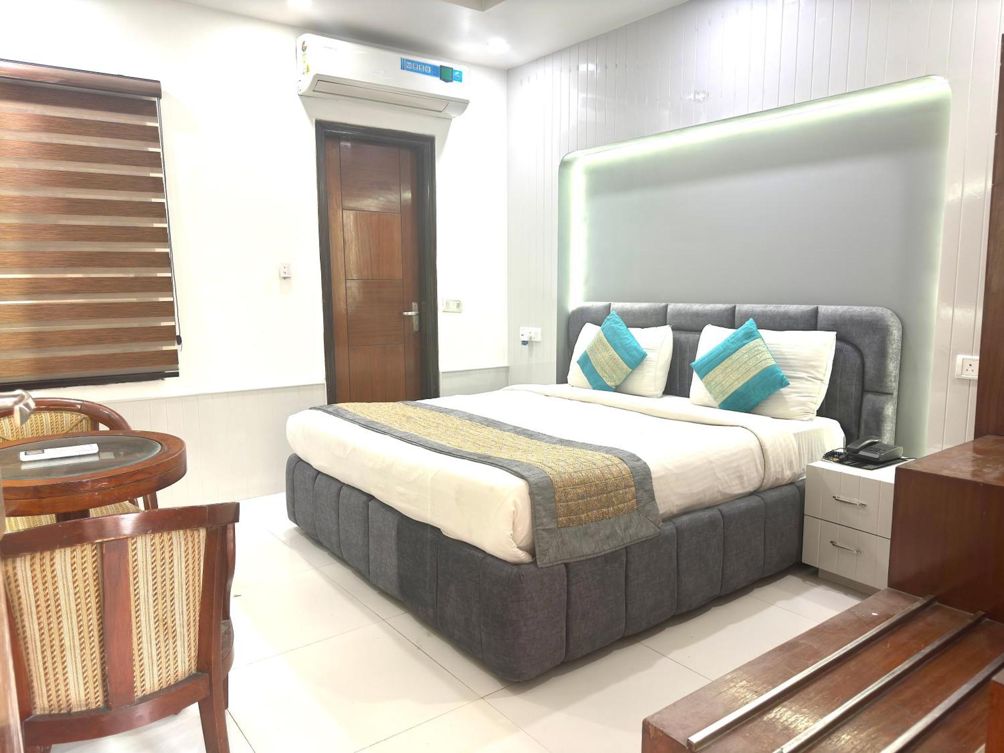 Hotel The Daanish Residency - Karol Bagh New Delhi Extérieur photo