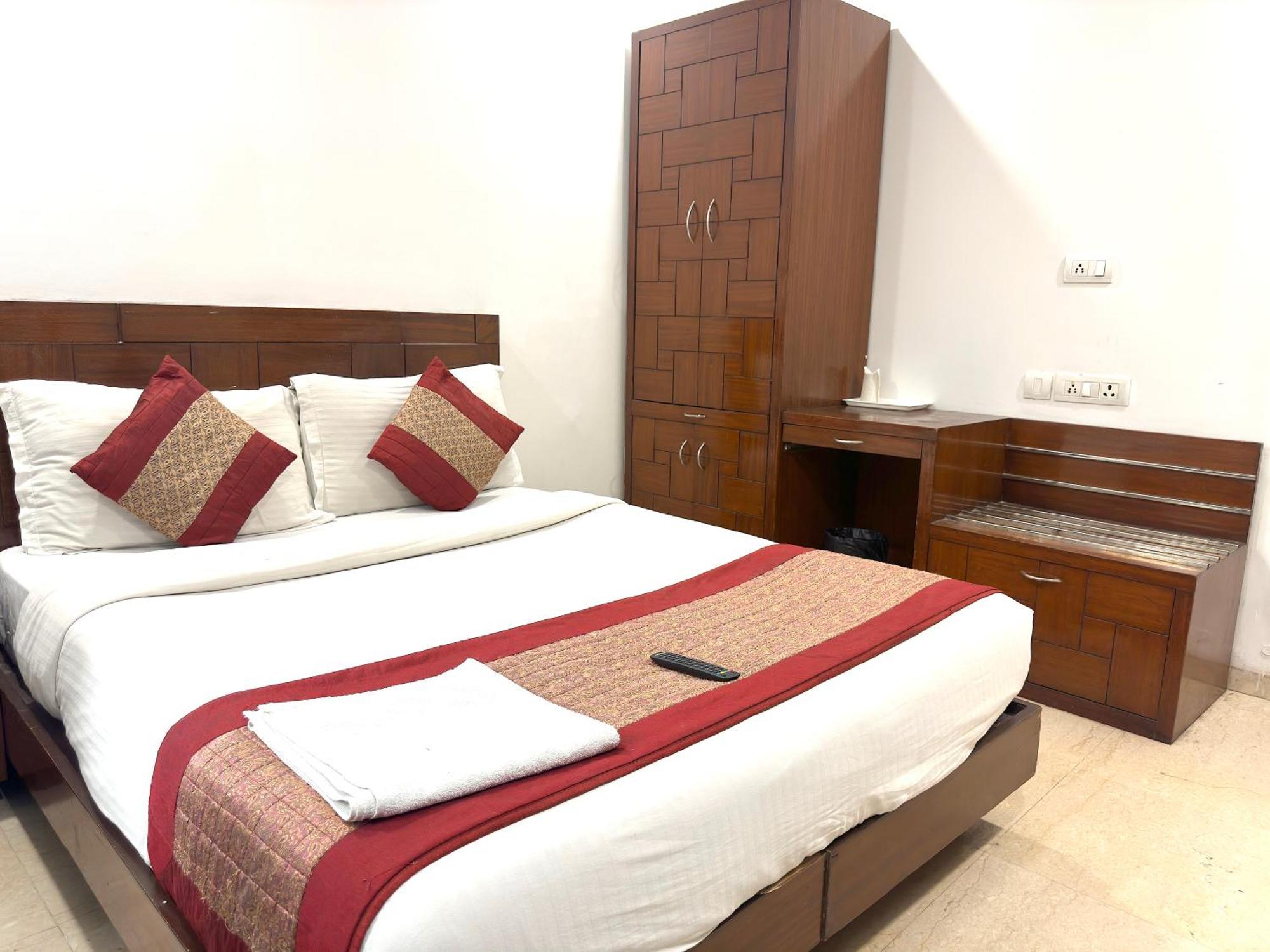 Hotel The Daanish Residency - Karol Bagh New Delhi Extérieur photo